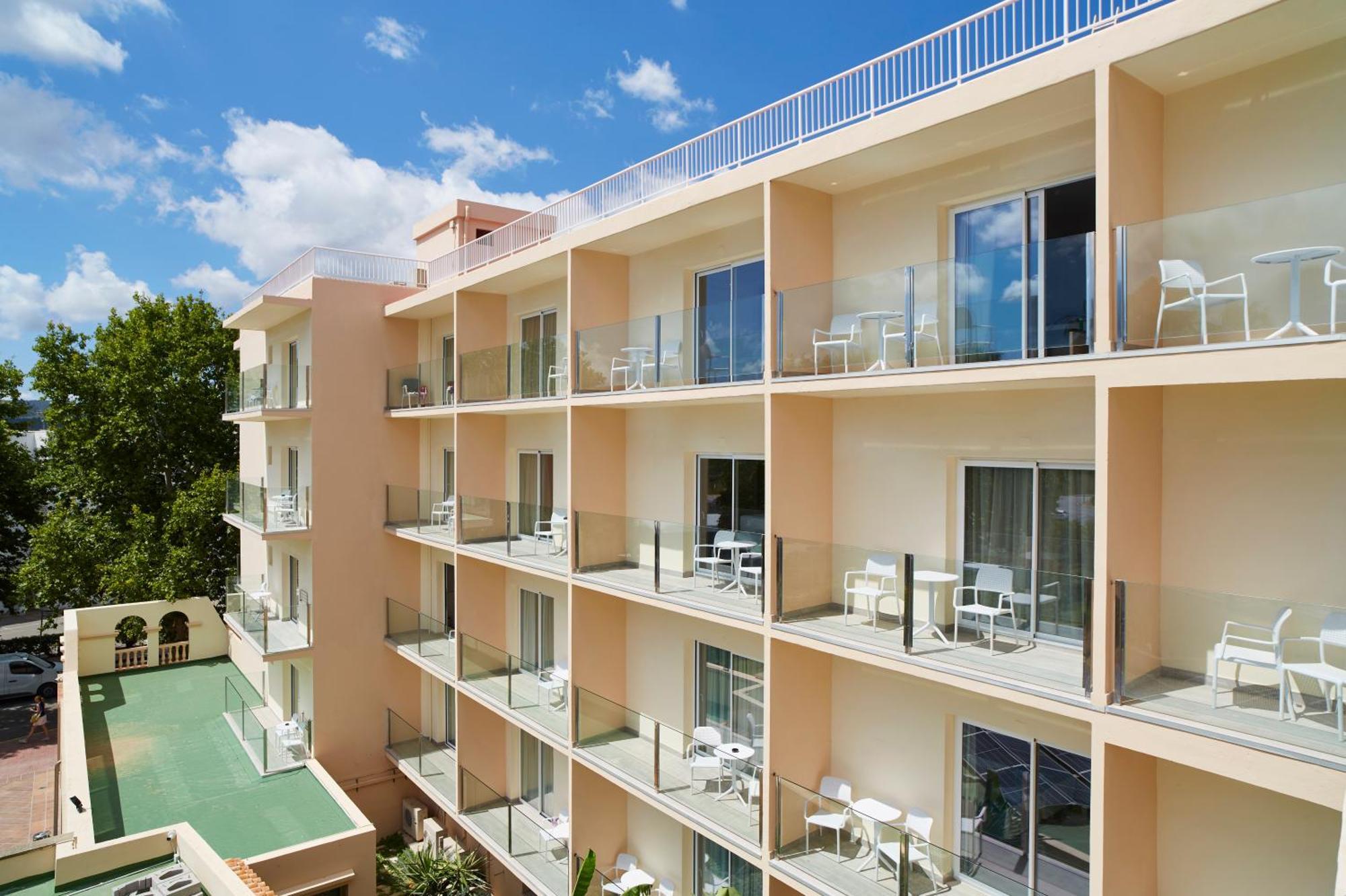 Invisa Hotel Es Pla - Adults Only San Antonio  Ngoại thất bức ảnh